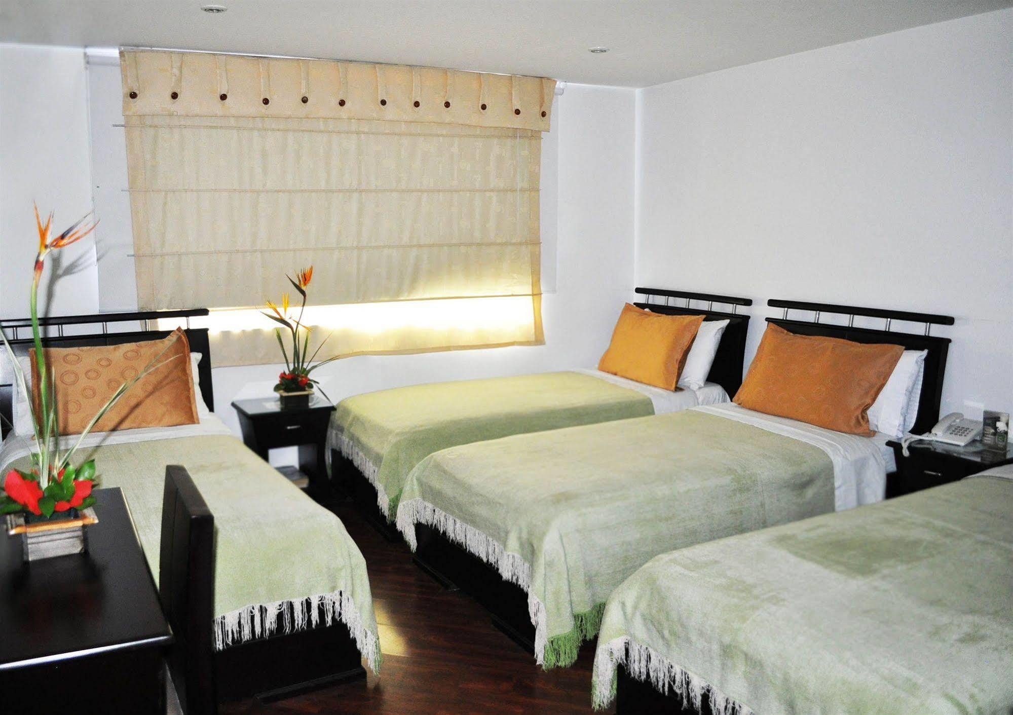 Hotel Quality Comfort House Bogotá Eksteriør bilde