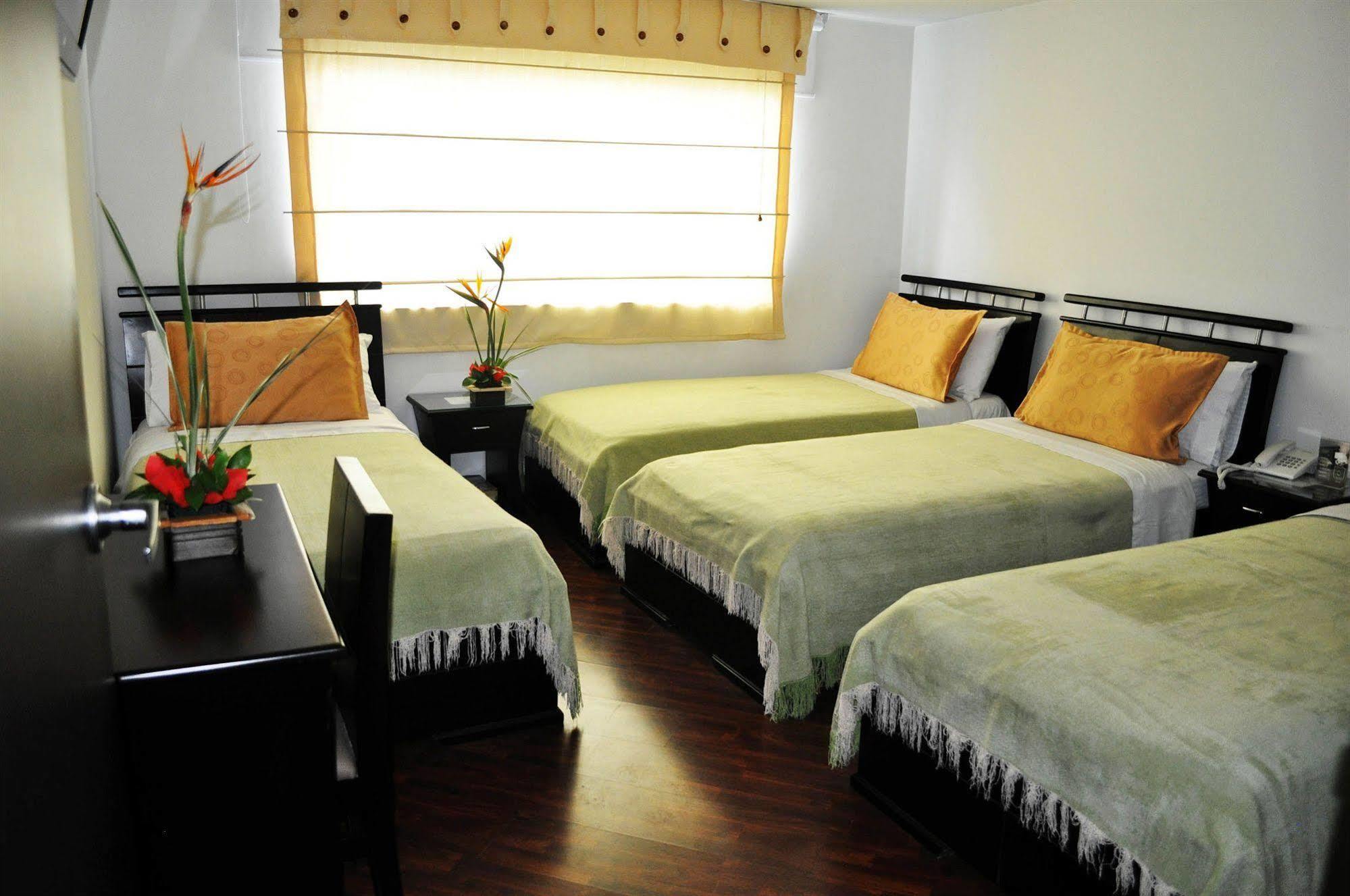 Hotel Quality Comfort House Bogotá Eksteriør bilde